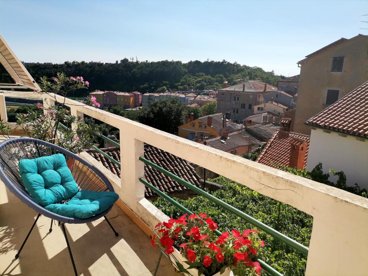 Apartment Branko With Terrace, Old Town Labin ラビン エクステリア 写真